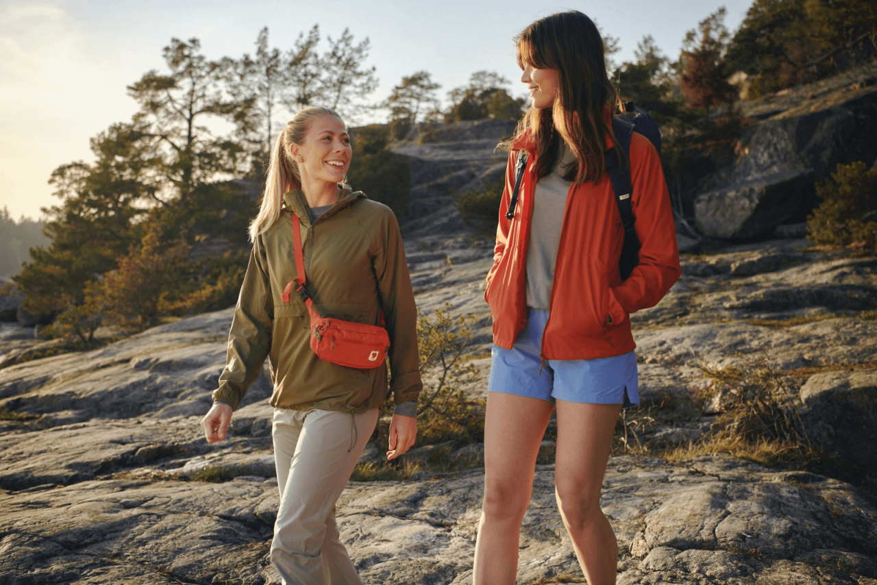 Fjallraven 小狐狸 輕量健行短褲 女 深灰 High Coast Lite Shorts W